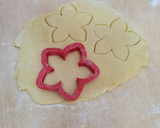 Foto del paso 2 de la receta: Galletitas de limón con manteca (otras) 🍋