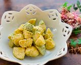A picture of step 3 of Wasabi Mayo Avocado and Potato Salad.