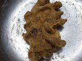 તીખી પૂરી (Tikhi Poori Recipe In Gujarati)