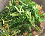 รูปขั้นตอนการทำที่ 4 ของ “ผัดเห็ดฟางเต้าหู้ไข่”