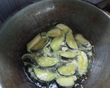 Foto langkah ke 3 dari resep Terong Lada Hitam.
