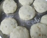 A picture of step 5 of Kakara pitha.