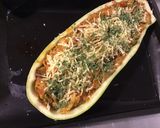 Une image de l'étape 8 de Courgette xxl farcie aux légumes,pancetta et beaufort.