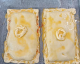 Foto del paso 6 de la receta: Empanada de bonito, huevo y alcaparras con masa de hojaldre