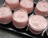 Une image de l'étape 3 de Panna cotta aux fraises.