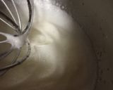 A picture of step 3 of Snowy mountain meringue cookies.
