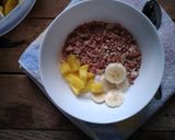 A picture of step 1 of Granola Bowl.