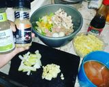 Foto langkah ke 1 dari resep Sayur sop tomat ayam macaroni jagung sup sehat.