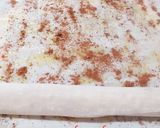 A picture of step 3 of Phyllo Cinnamon Rolls with Caramel Cream.