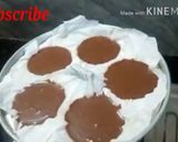 A picture of step 6 of Chocolate cream idly.