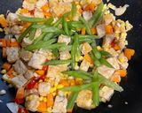 Foto langkah ke 4 dari resep Oseng Tempe dan Sayuran bumbu LeGino.