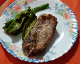 Foto del paso 4 de la receta: Chuletas de cerdo con pimientos en freidora de aire