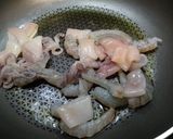 Foto del paso 3 de la receta: Pasta con marisco y Albariño