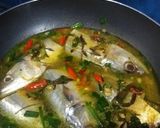 Foto langkah ke 5 dari resep 1. Bau Piapi Mandar (Ikan Masak Mandar) :Edisi Ikan Peda.
