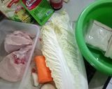 Foto langkah ke 1 dari resep Sawi Putih Gulung Isi Ayam.