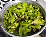Foto langkah ke 2 dari resep Oseng Genjer (Masakan Khas Betawi).
