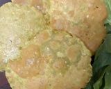 A picture of step 3 of Spinach masala puri.