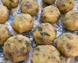 Foto langkah ke 3 dari resep Perkedel kentang mix singkong mentega.