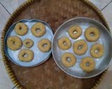 Foto langkah ke 4 dari resep 25. Kue Donat Meises.