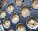 Foto del paso 6 de la receta: Banana bread cupcake con ❤ de chocolate blanco
