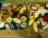 Foto del paso 1 de la receta: Licuados o batidos de fruta congelada