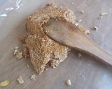 A picture of step 5 of Til aur Gurr ki chikki.