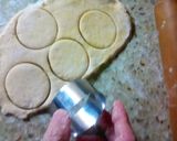 Foto del paso 2 de la receta: Pepas con dulce de quinotos