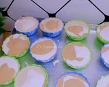 Foto langkah ke 4 dari resep Bolu kukus tiramisu mini.