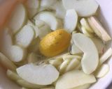 Hình bước làm 1 của món Bánh táo hạnh nhân đậu óc chó