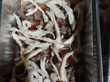 Lasaña con pollo y carne