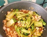 A picture of step 4 of Eat Clean Shrimp Vermicelli Bowl.