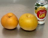 A picture of step 1 of Korean Pear Juice.