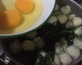 Foto langkah ke 4 dari resep Sup Bakso Daun Ubi.