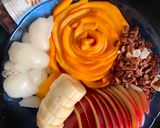 A picture of step 4 of Granola with Rambutan & other fruits.