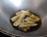 A picture of step 4 of Long size banana wafer.