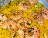 A picture of step 2 of Prawns.