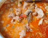 Tejszínes, póréhagymás, gombás pulykamell recept fázis 4 fotója