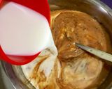 Foto langkah ke 2 dari resep Brown Sugar Hot Bread Puding.