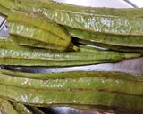 A picture of step 1 of Shami kebab of ridge gourd peel.