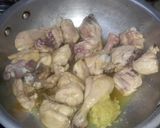 A picture of step 2 of Green Chicken Karahi.