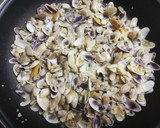 Foto del paso 7 de la receta: Coquinas al ajillo de Isla Canela⛱️