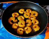 A picture of step 1 of Jhinga or Prawn Malai Curry (Jhinga Masala).
