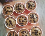 Foto langkah ke 6 dari resep 26. Moist Banana Choco Chips Muffin.