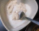 A picture of step 5 of Cheesy chutney stuffed cracker balls.