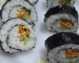 Foto langkah ke 4 dari resep Sushi Roll Sederhana.