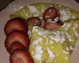 Foto del paso 4 de la receta: 🍓Tipo crepe de huevo con frutillas o banana.🍌