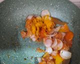 A picture of step 5 of Kadai paneer.