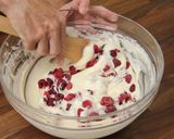 Málnás joghurtos muffin recept fázis 4 fotója