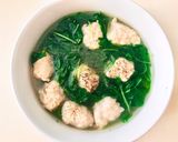 Hình bước làm 2 của món Canh Cải Rocket Nấu Mọc