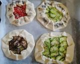 Pas rețetă Tarte cu zucchini, roșii și vinete 4 fotografie